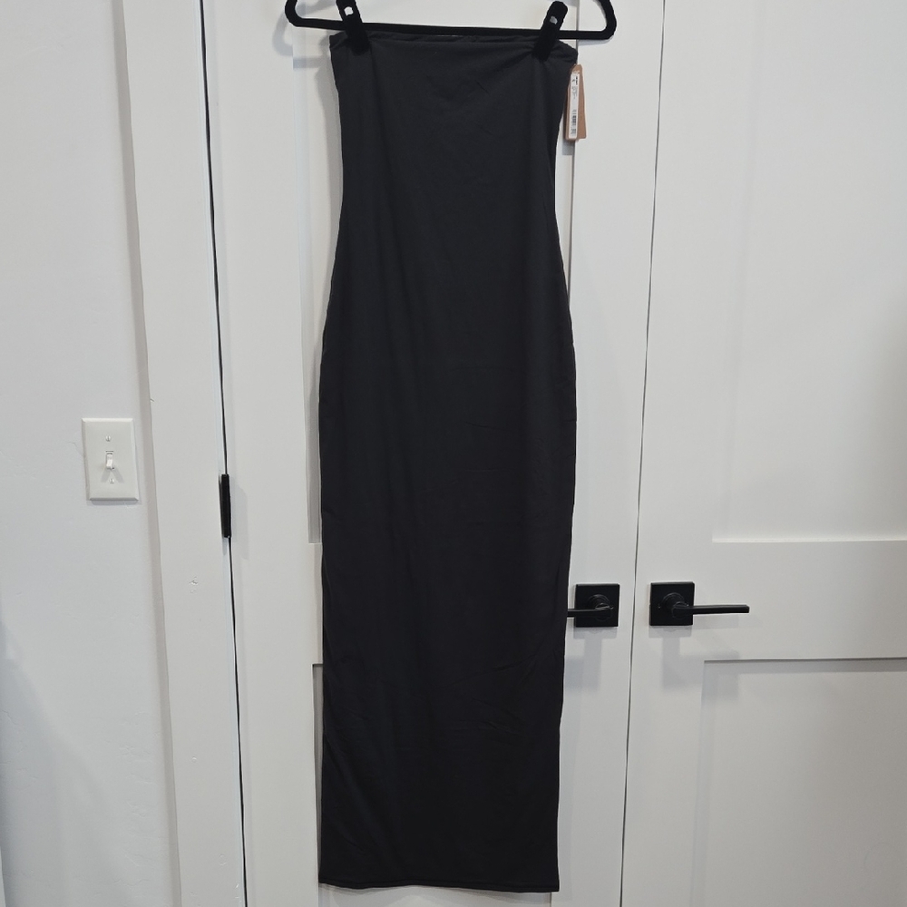 SKIMS Elegant Black Maxi Dress